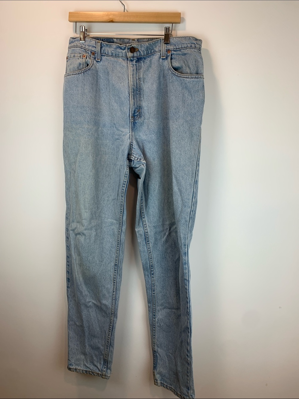 Vtg Levi 551 relaxes fit tapered leg sz 16 long light wash y2k high waisted plus
